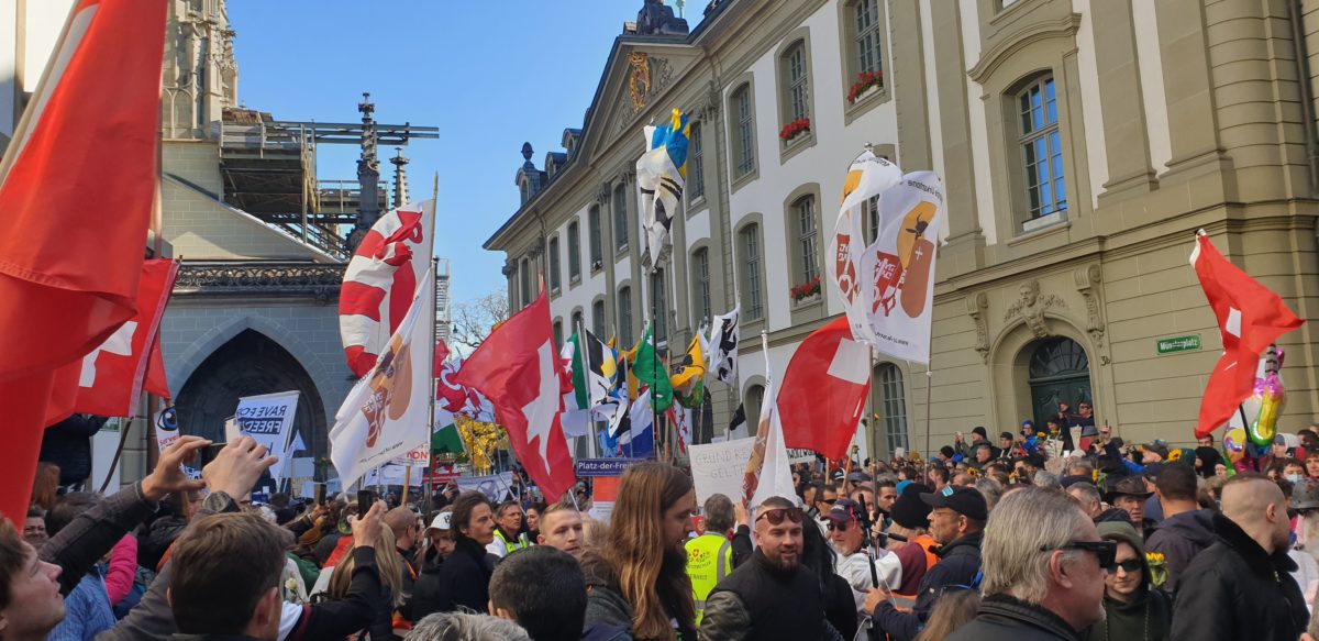 Manifestation à Berne contre la Loi Covid le samedi 23 octobre 2021